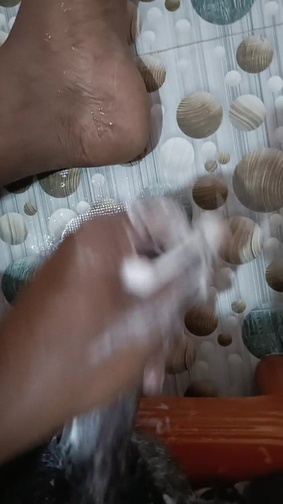 Key moment from "Hyderabadi Muslim Desi Mulla Masturbate 2"