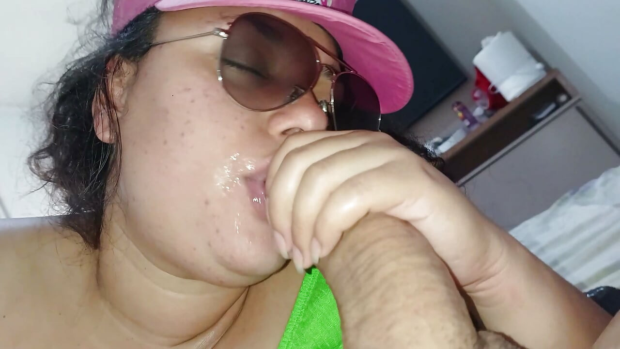 POV: Wet and kinky blowjob this horny slut loves swallowing a hard cock.