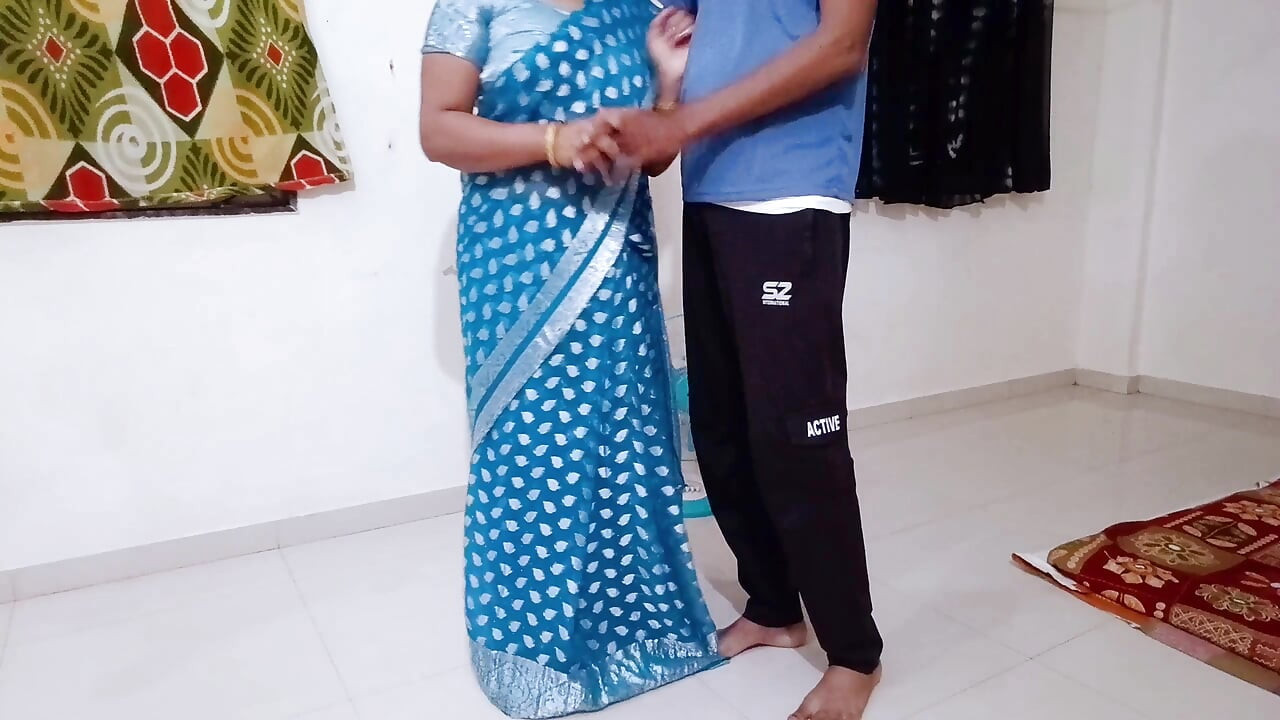 Rhea Bhabhi had sex with a fan maker