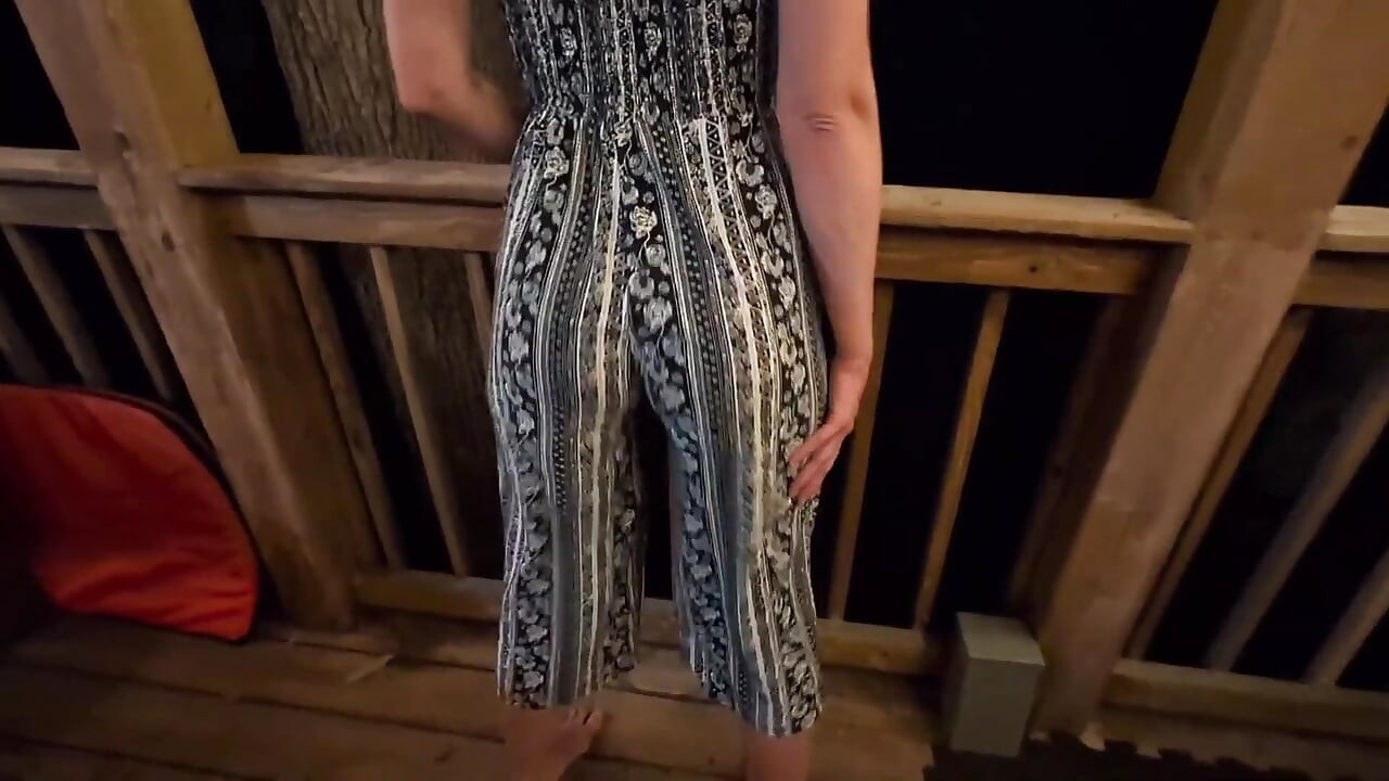 Bouncing Cute Ass on Him