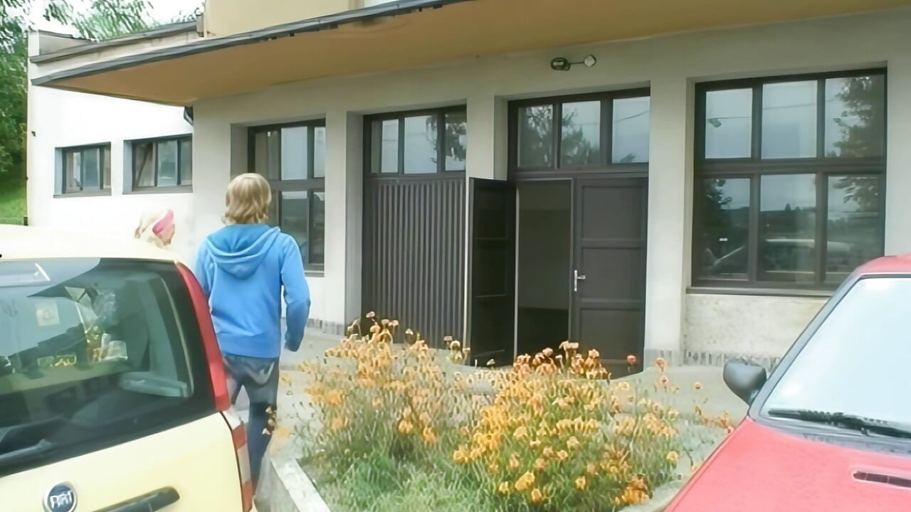 Vintage vruće tinejdžerke uzimaju ogromne neznanca i kompilacija trojki