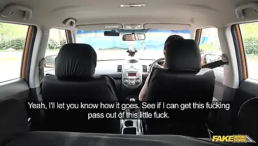 Fake driving college - schmutziger creampie und tiefe kehle blowjob-action