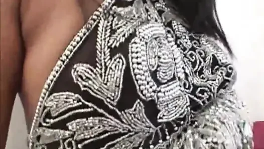 Sexy latina liebt großen schwanz im mund ... in den mund kommen