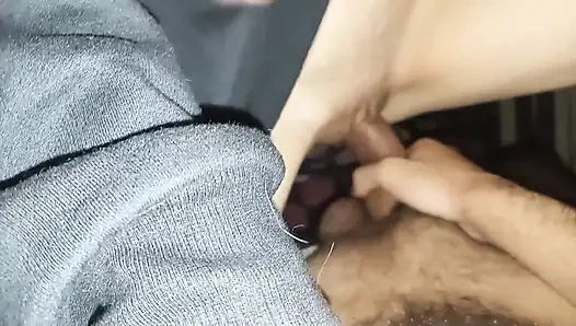 Ich war geil und mein partner trifft meine vagina mit seinem harten penis, es macht mich ganz nass