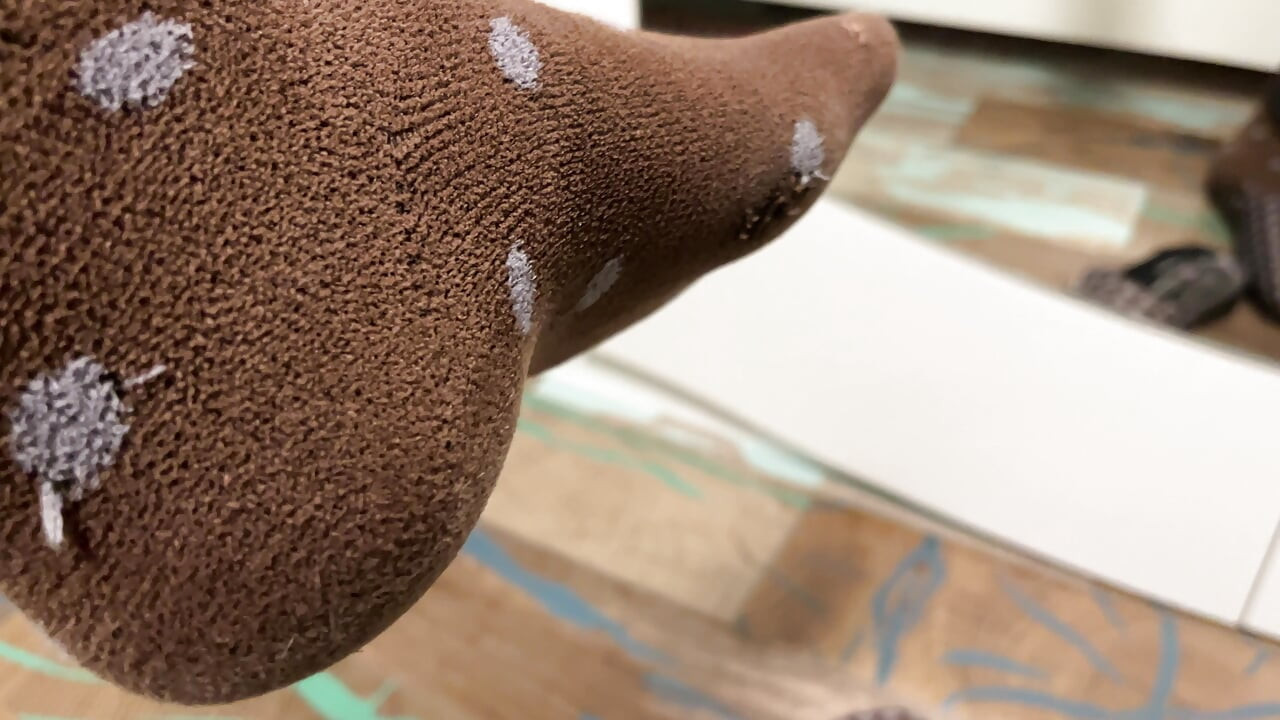 Earl Smile - Hairy Body with Brown Patterned Socks