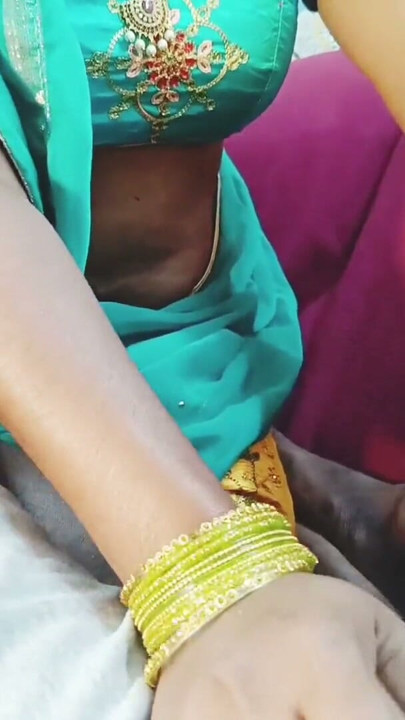 Indian beautiful bhabi with brother-in-law, part-1, telugu firty talks, vadina maridi dengulata | Clip 1