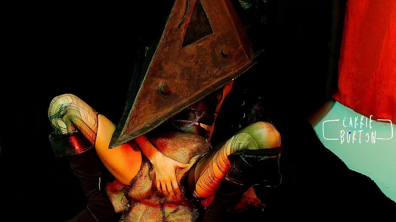 Pyramid Head Ressurge com muito tesão nesse halloween de 2026