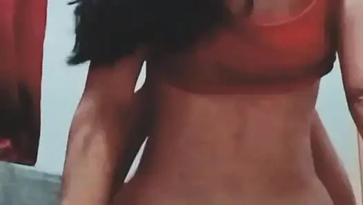 Erkek arkadaşım ağlamanın eşiğinde ve bebek sahibi olma fikrine takıntılı.