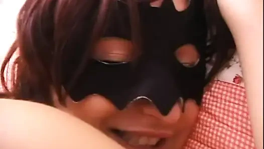 Yarak emiyor amcık maskeli sikişiyor