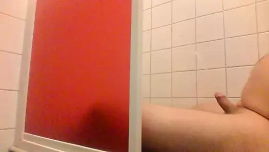 otelde işemek