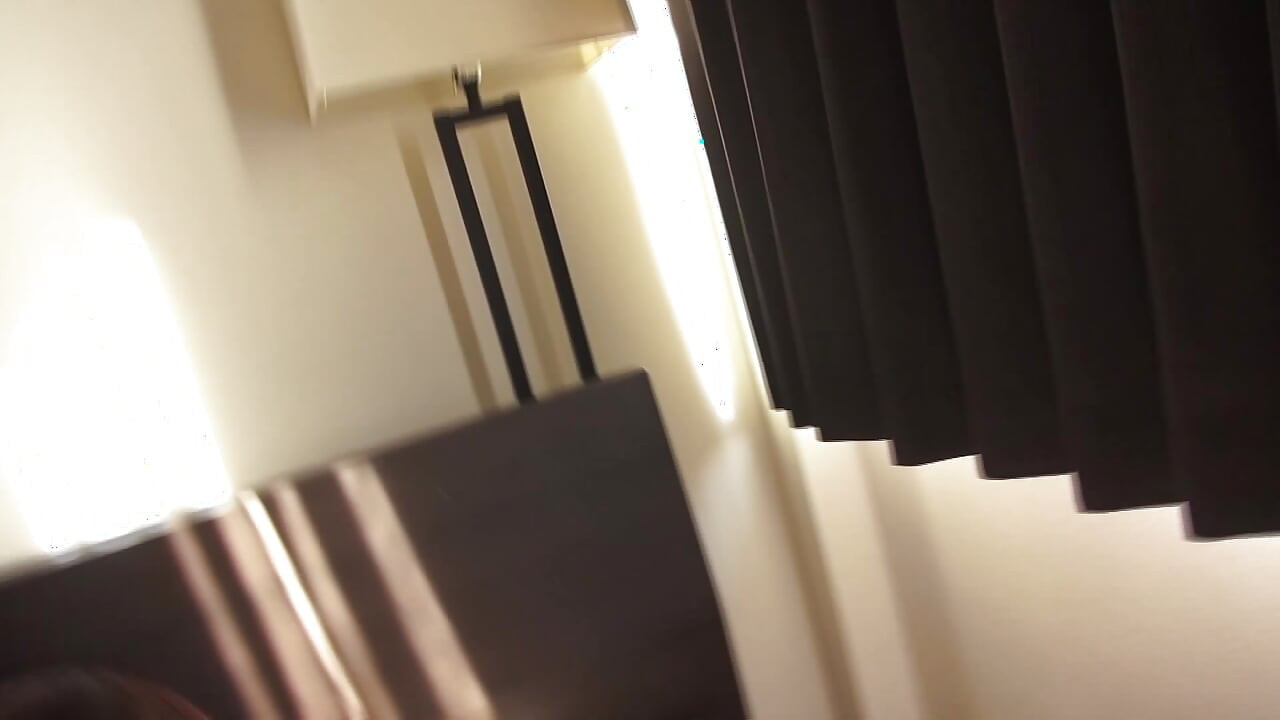 A177F11 If you want a sex buddy, go to a mature woman from the countryside!? A secret meeting and trapped sex at a hotel with a mature woman starving for excitement!