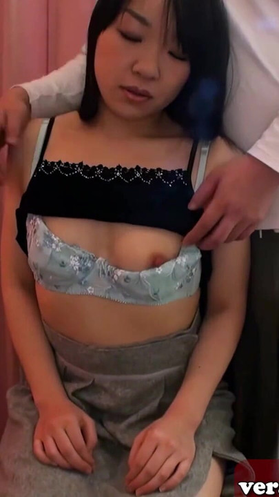 Peluda menina asiática recebe gozada interna no primeiro pov pornô | Clipe 1