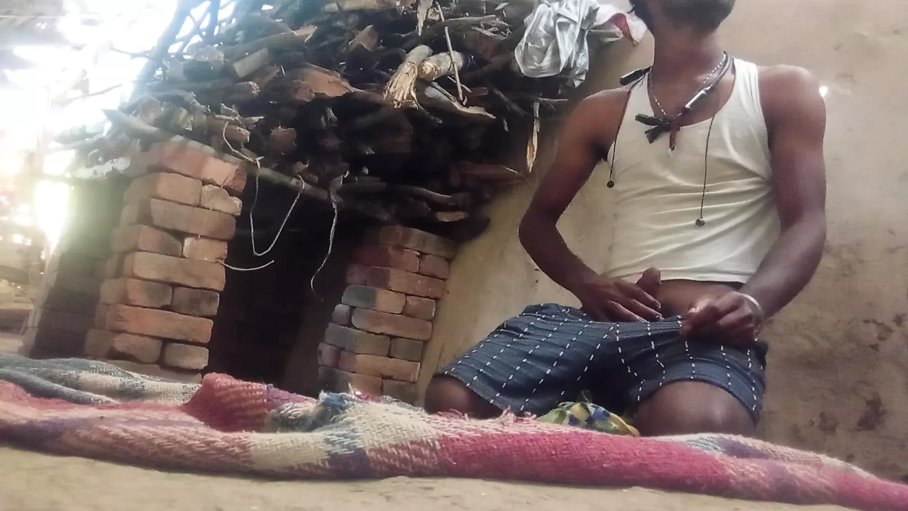 Indian Desi Bhabhi fucking ass - Oldest poor house Sex - tight pussy sex