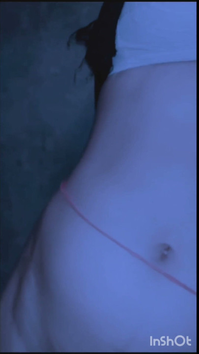 The heat of my sexy pussy is not taking the name of calming down, always very aroused | Clip 1