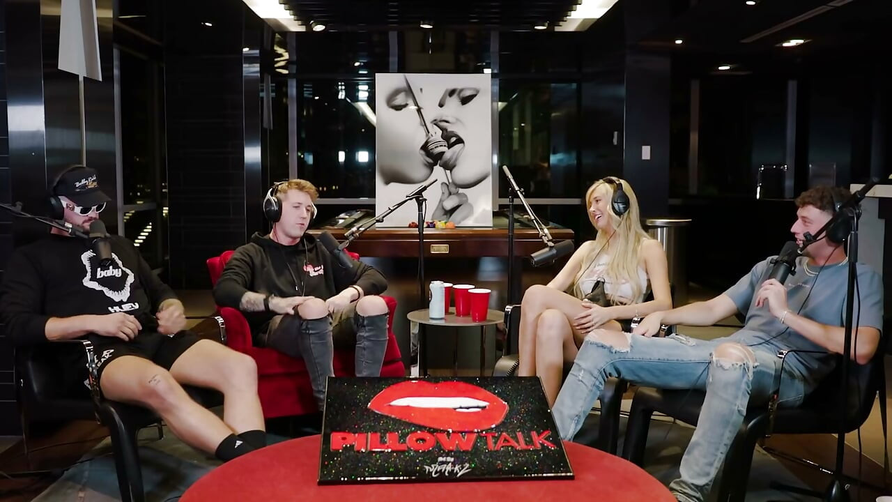 Encontro duplo com Carly Lawrence e Joey Joy [conversa de travesseiro]