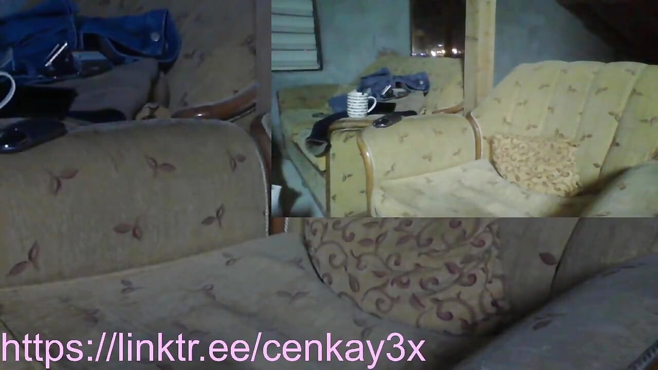 爸爸熊用烟在嘴里自慰并高潮