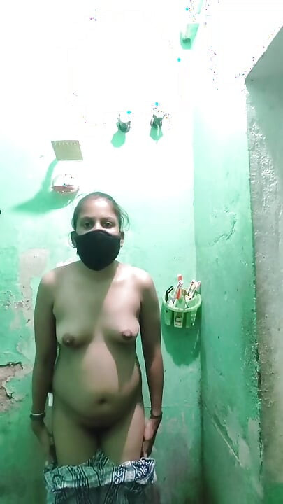 Desi girl solo fingering