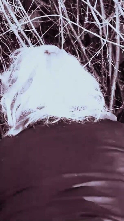 Blonde PAWG en cowgirl baise un étalon arabe - Gros cul POV | Clip 2