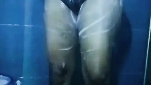 Barish ka mausam si istri hot daxy