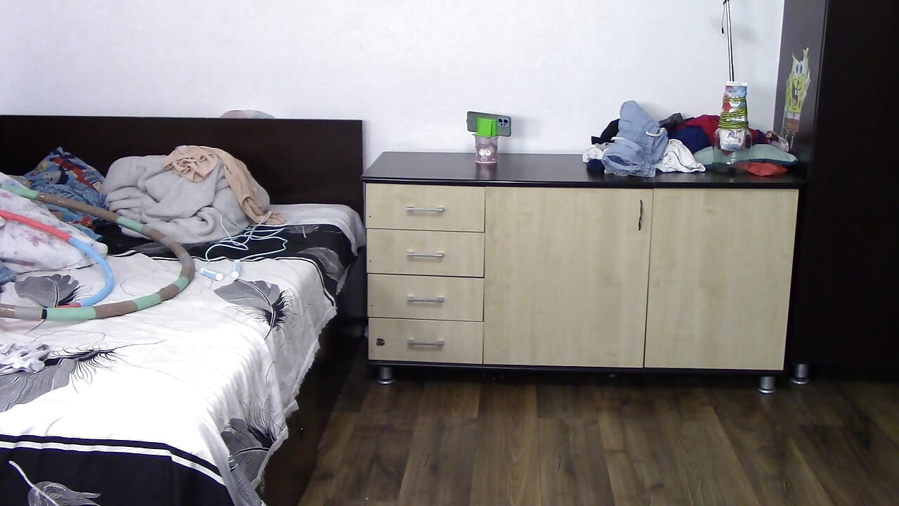 Sexy wife workout at home naked.