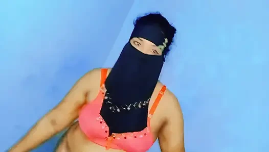 Desi sexy dance with my Girlfriend