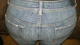 Huge cumshot on her jeans