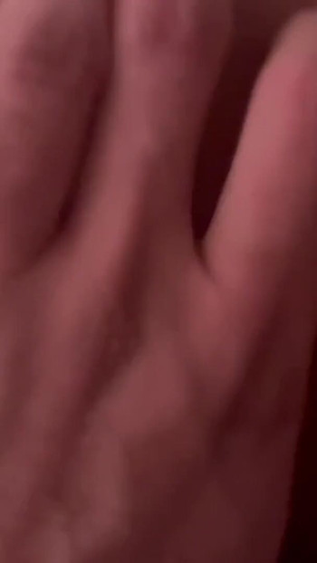 Pancutan mani ke dalam pepek sempurna jiran saya dengan batang besar kesakitan | Klip 1