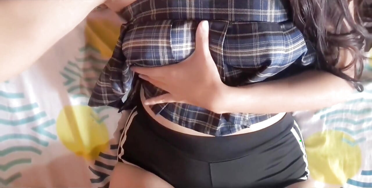 Mulher colombiana toca na vagina