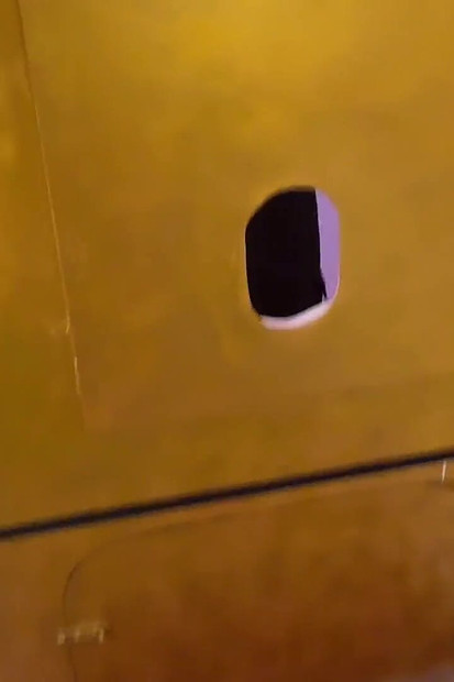 Bagnata, dura ed intensa- l'ultima cavalcata al gloryhole