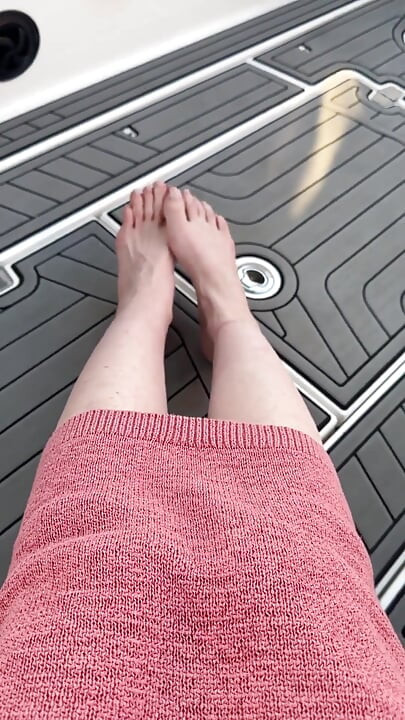 I'm Playing with My Legs