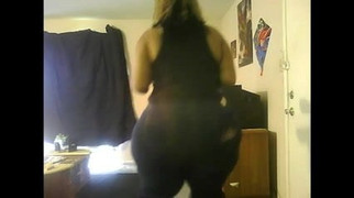 Lil dance with a Big Ass