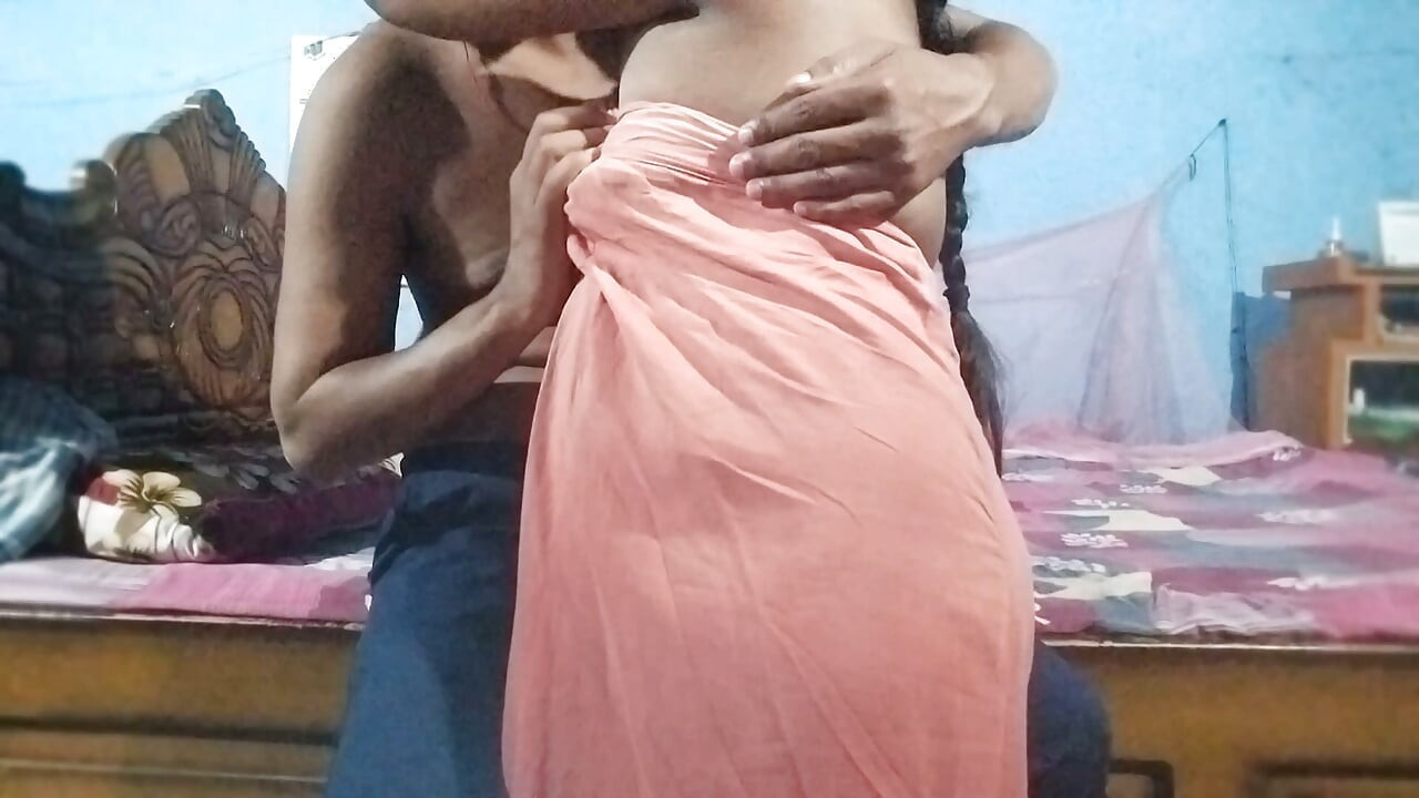 stepsister ki chudai kiye apne ghar pe
