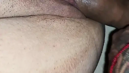 Evli kadın çok inliyor! BU SÜRTÜĞÜN TADıNı ÇıKARDıM!