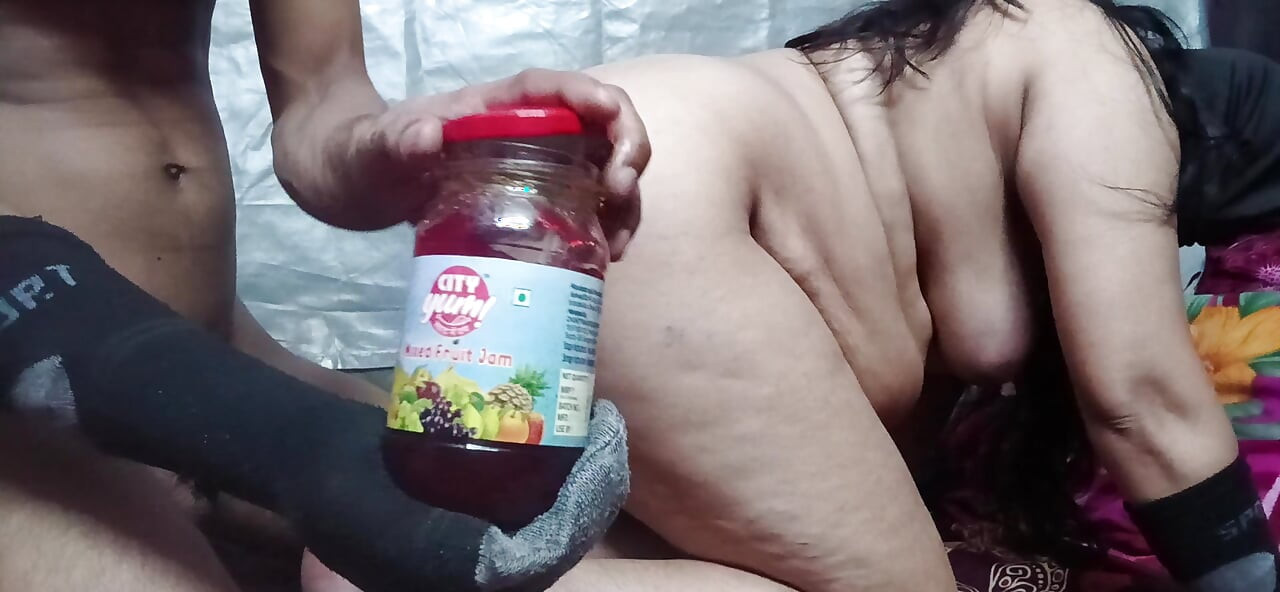 Mommy has sex with🫦 boyfriend after going out of the house