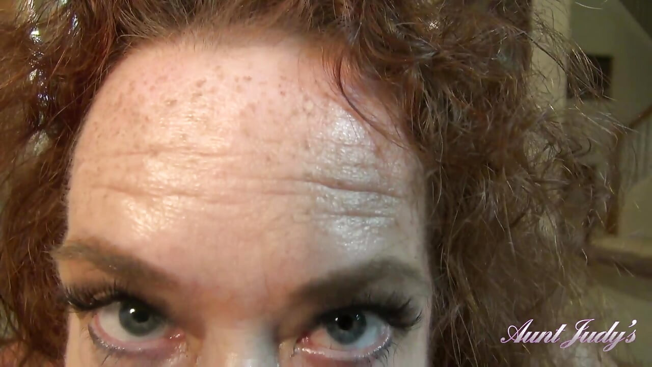 Auntjudys - Your Horny Mature Redhead Step-aunt Mrs. Ginger Gives You a Handjob (pov)