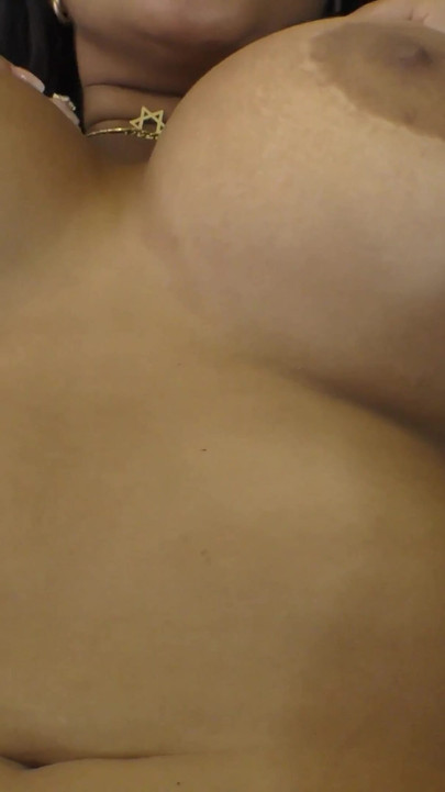 Schöne Kesha Ortega perfekter venezueleanischer hintern wird von einem großen schwanz geknallt, nachdem er seinen stiefvater gefickt hat!