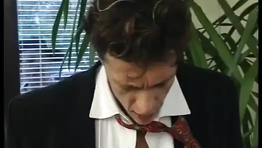 «за Немецкими Дверями» Тщательно Трахается - Полный Фильм