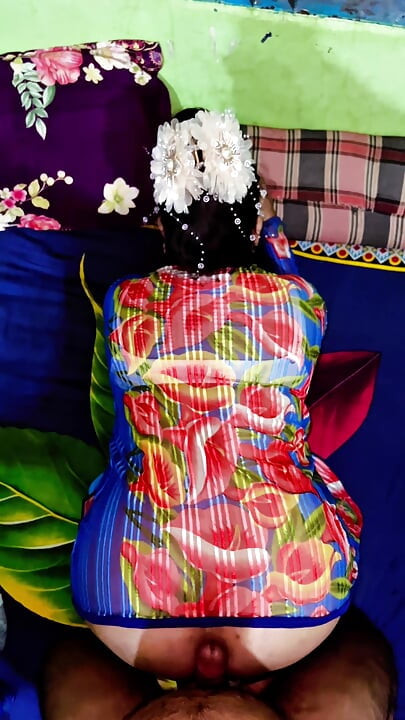 I gifted my desi wife a night dress and had fun all night