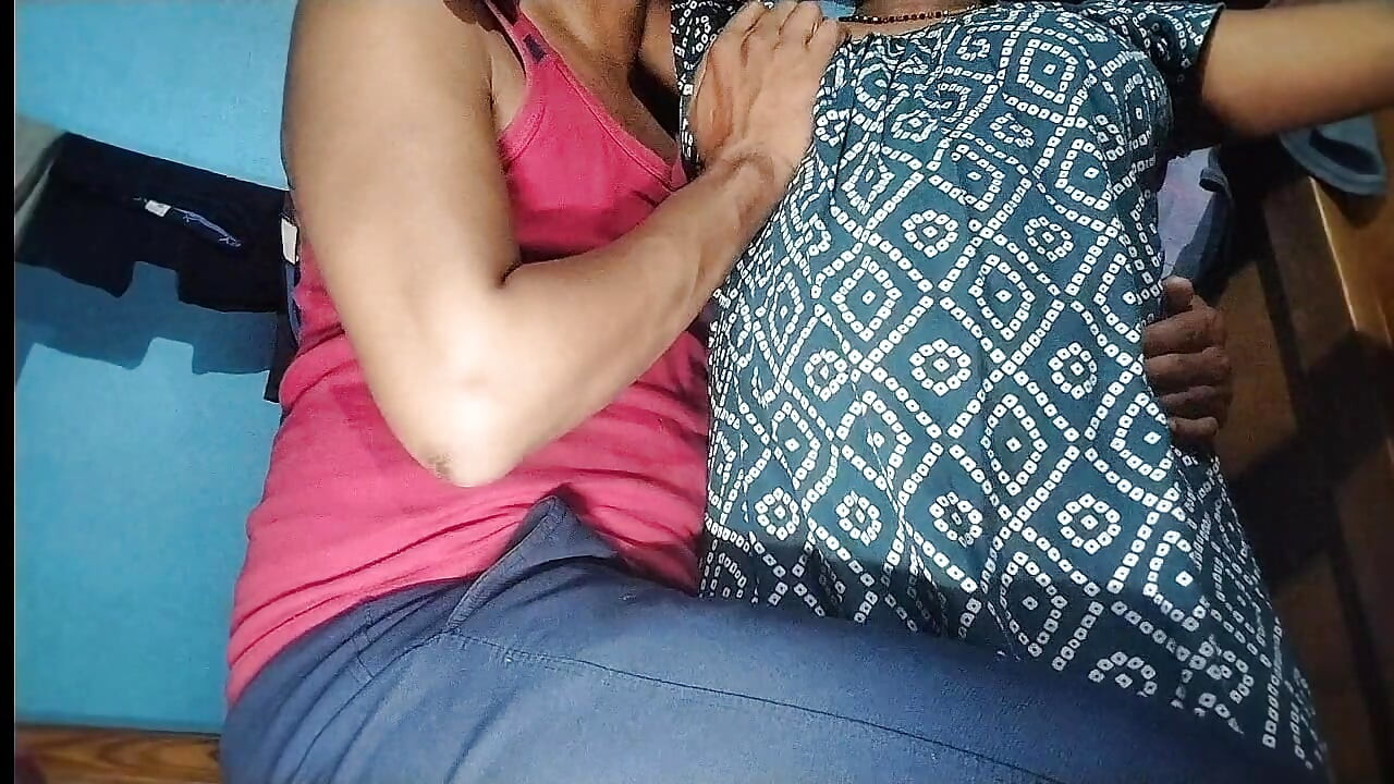 Futai cu curva din Delhi
