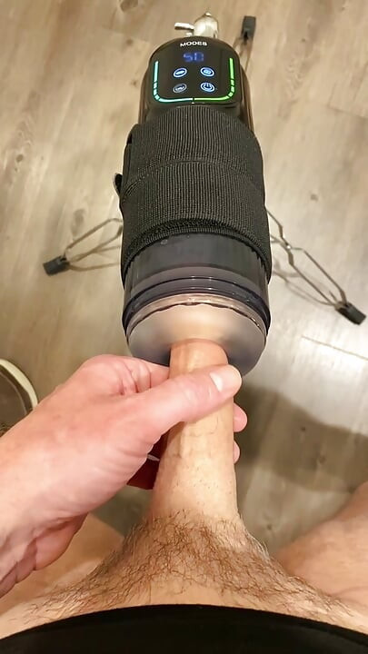 Dit handsfree-speeltje laat me meerdere spermaladingen spuiten!