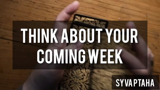 tarot spread for the week 07.11-13.11.2022 from a plump little soothsayer