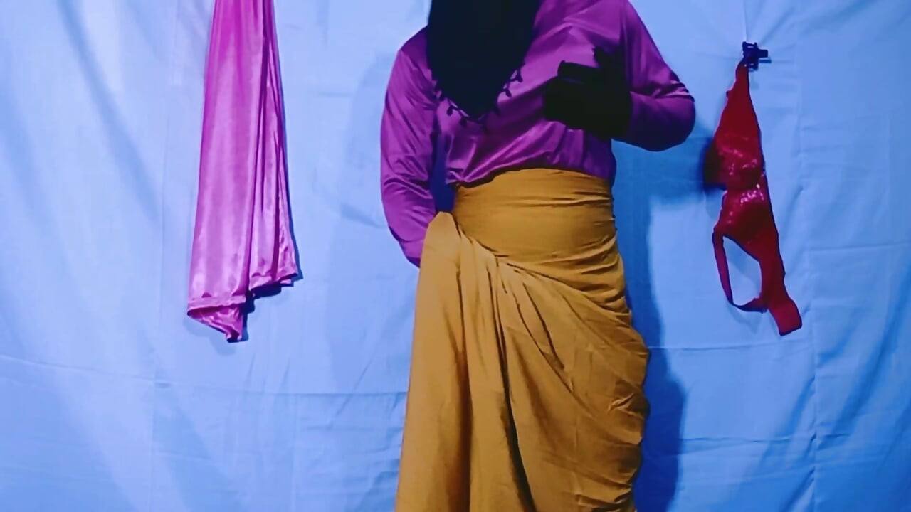 印度德西村新婚嫂子浪漫影片 - 巴斯魯老師