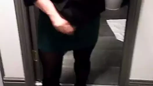 Dublin giyinmiş sürtük