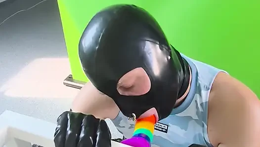Hızlı gırtlağına kadar alma