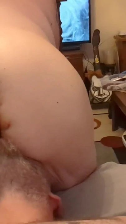 Momento increíble de "Grandota en cuclillas sobre mi cara"