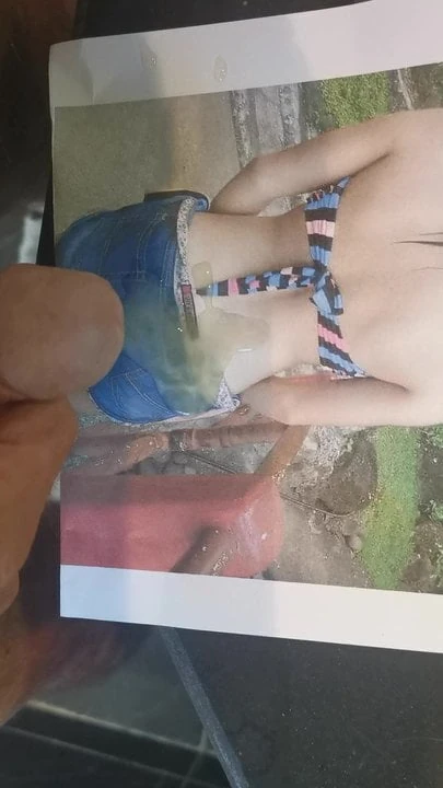 Samantha 07 gets semen denim shorts