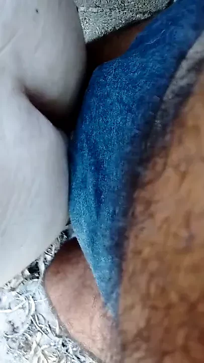 BULTERO FROTEURISTA PREPARADO PARA JODER VIEJO
