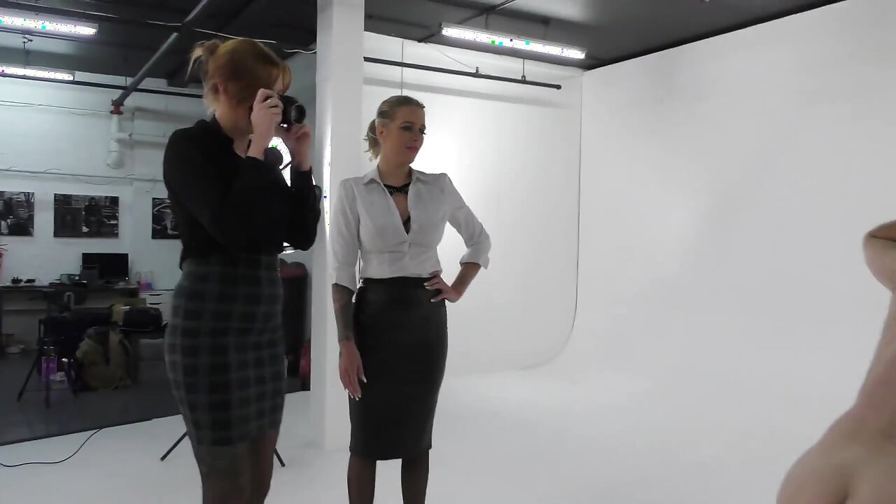 Melody Has Arranged a Photoshoot with Slave Slut