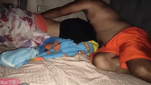 Вот как я бужу свою подругу, когда она возбуждена!.