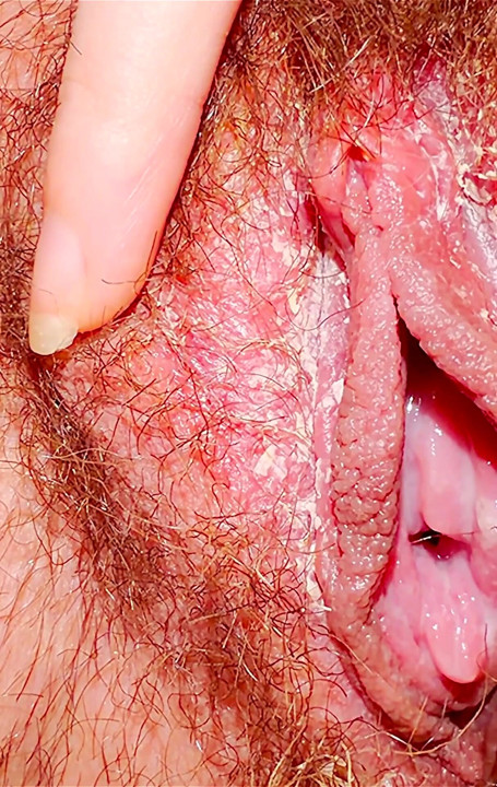 Creamy Pussy in Close-up.